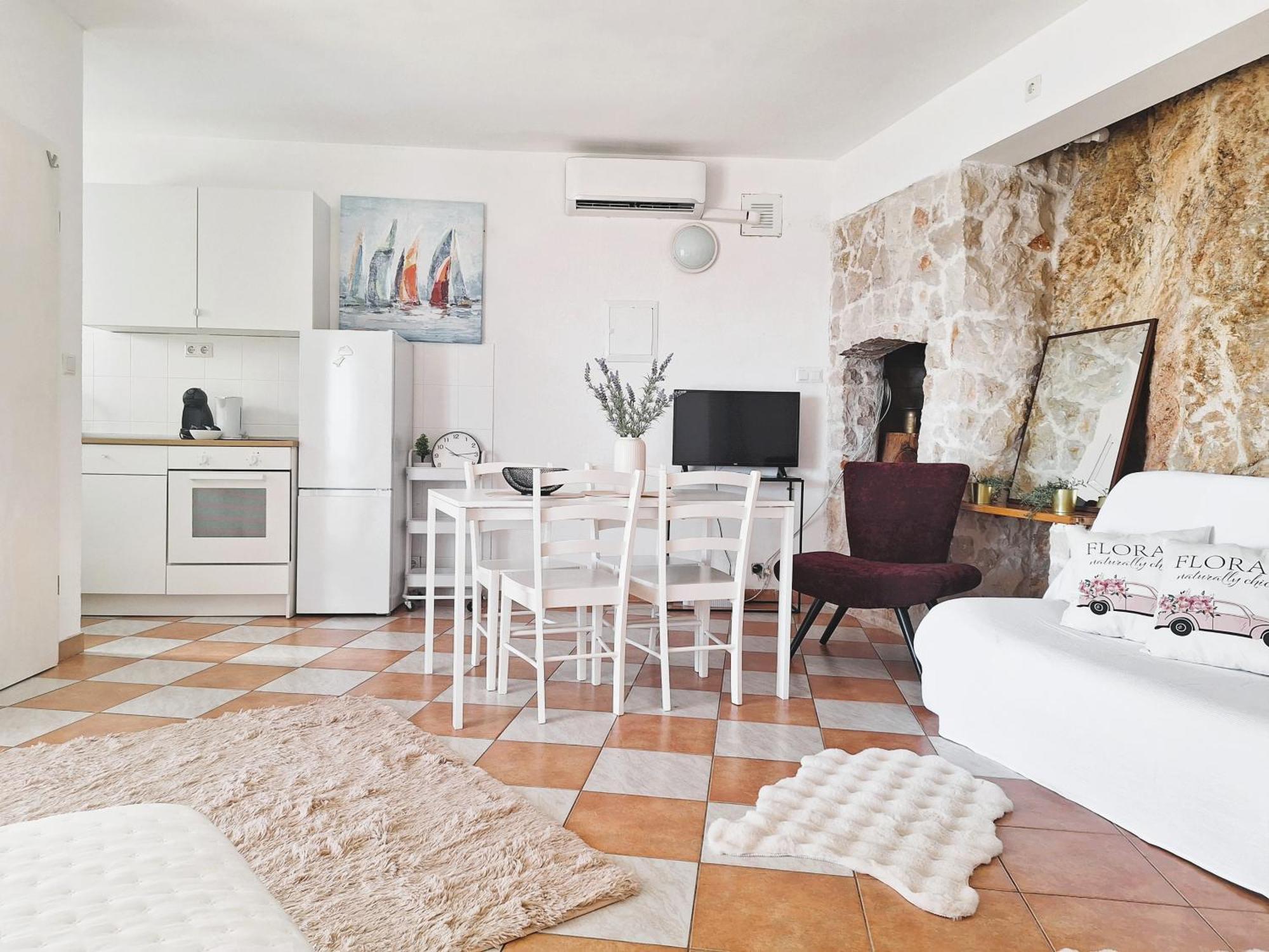 Apartmani Stine Donji Okrug Exterior foto