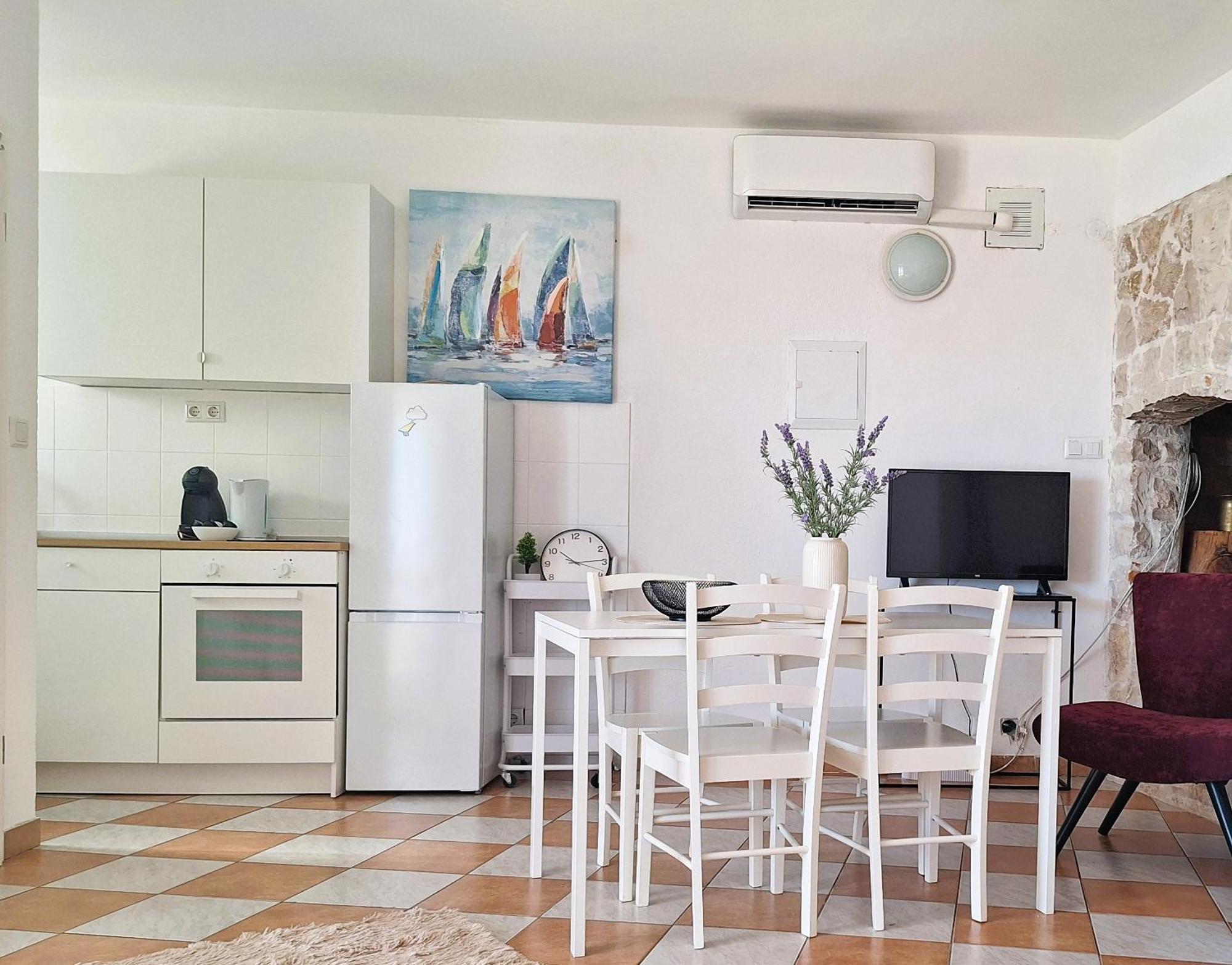 Apartmani Stine Donji Okrug Exterior foto